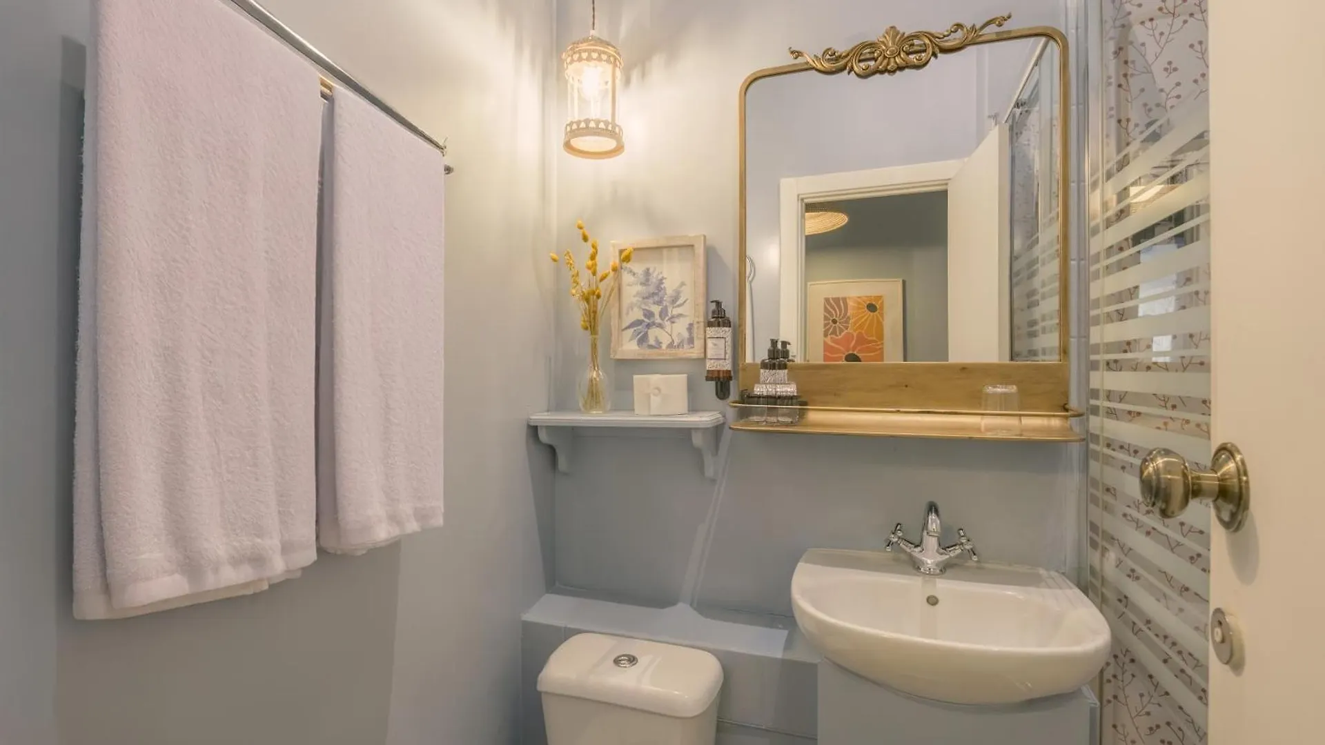 Casinha Das Flores Lisbon Guest house