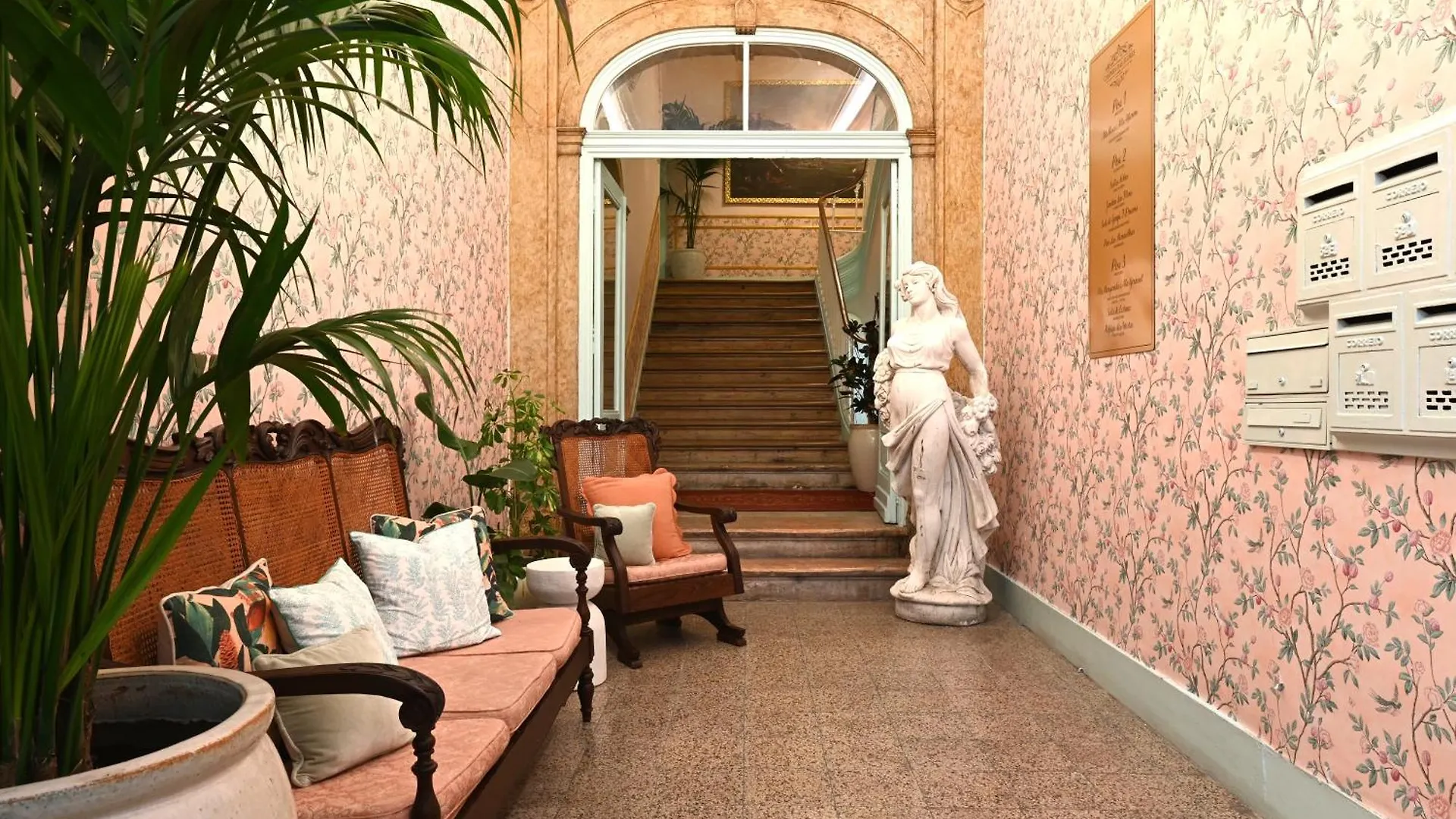 Casinha Das Flores Lisbon 3*,